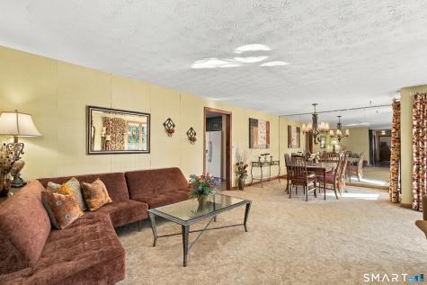 28 Angela Drive Wethersfield CT 06109