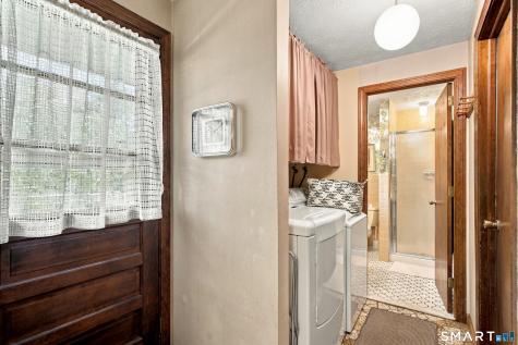 28 Angela Drive Wethersfield CT 06109