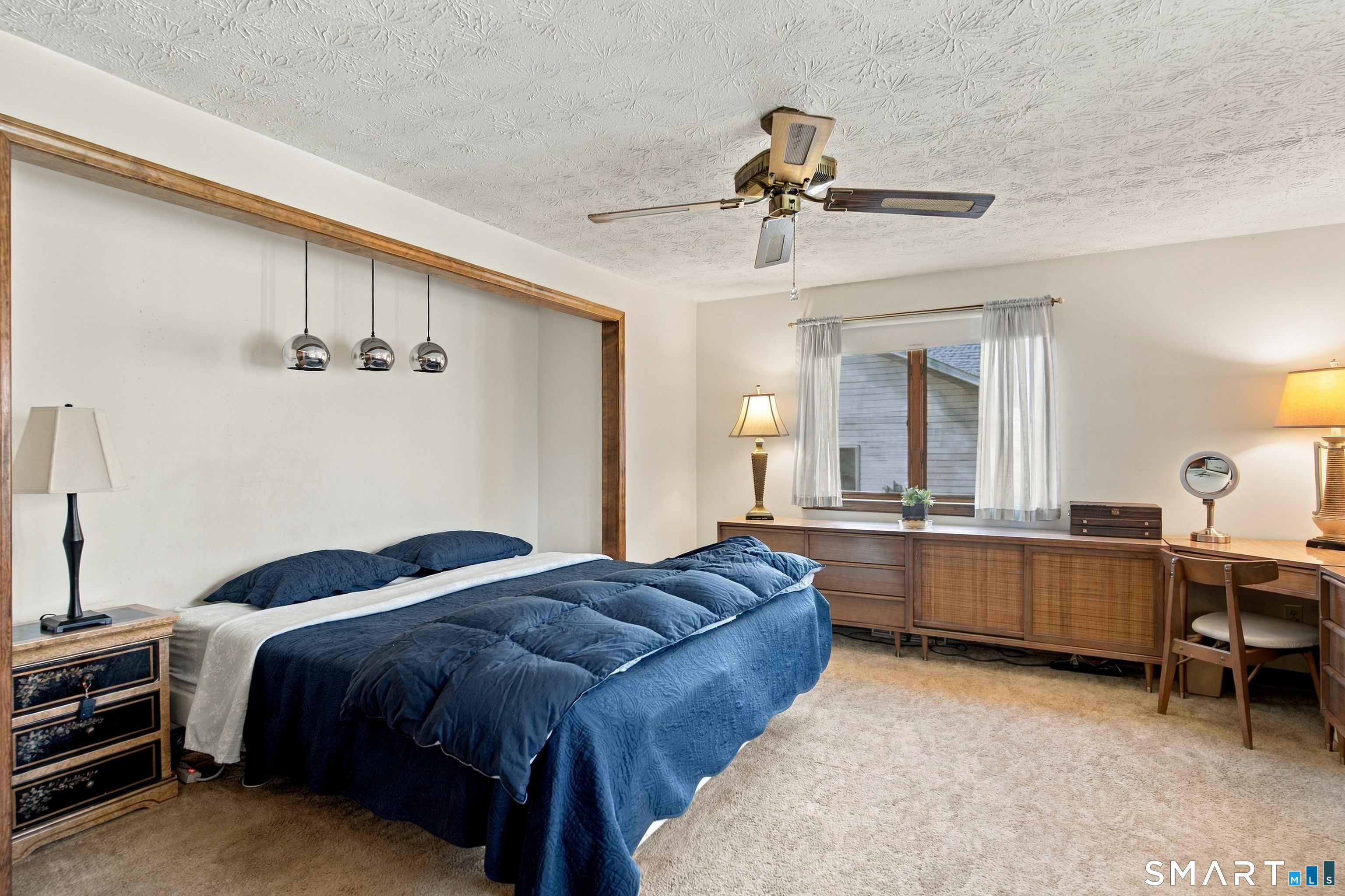28 Angela Drive Wethersfield CT 06109