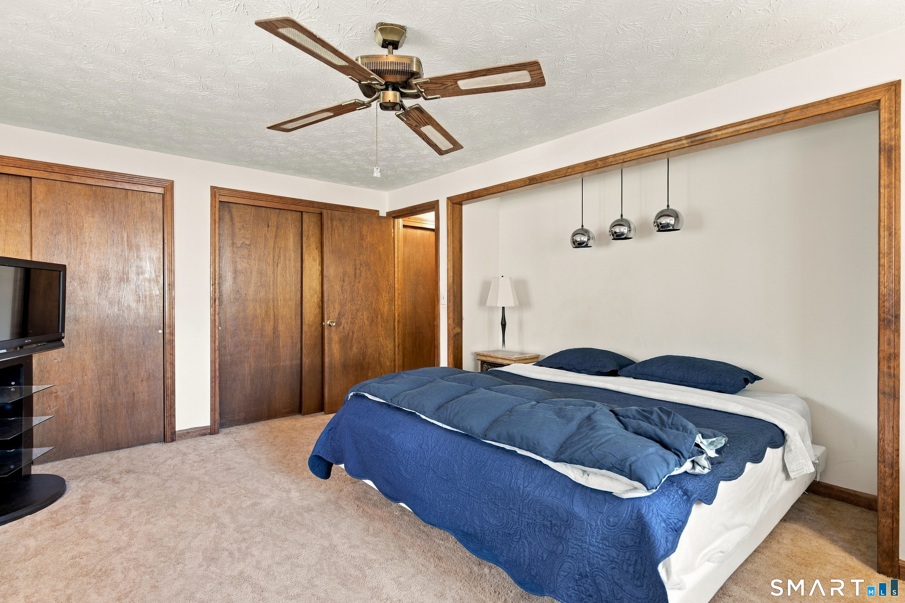 28 Angela Drive Wethersfield CT 06109