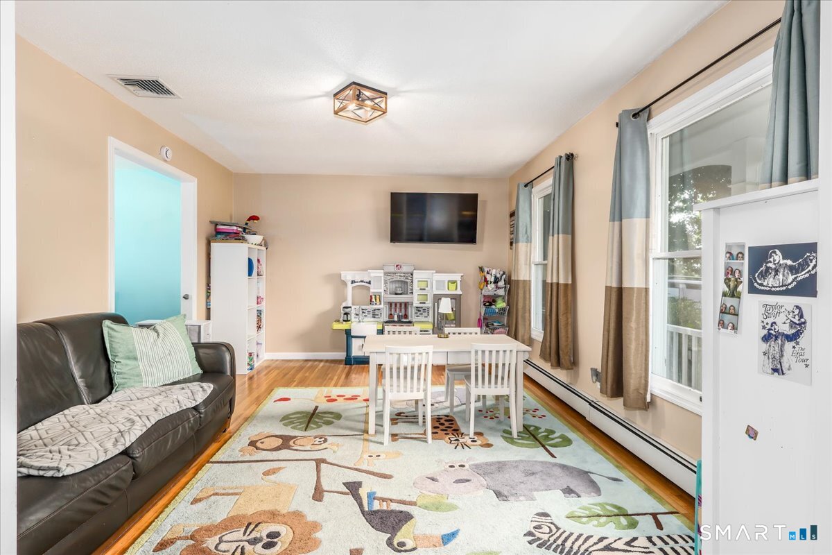 9 Richconn Drive New Milford CT 06776