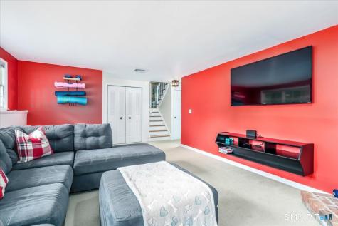 9 Richconn Drive New Milford CT 06776