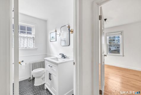 108 Ivy Street Branford CT 06405