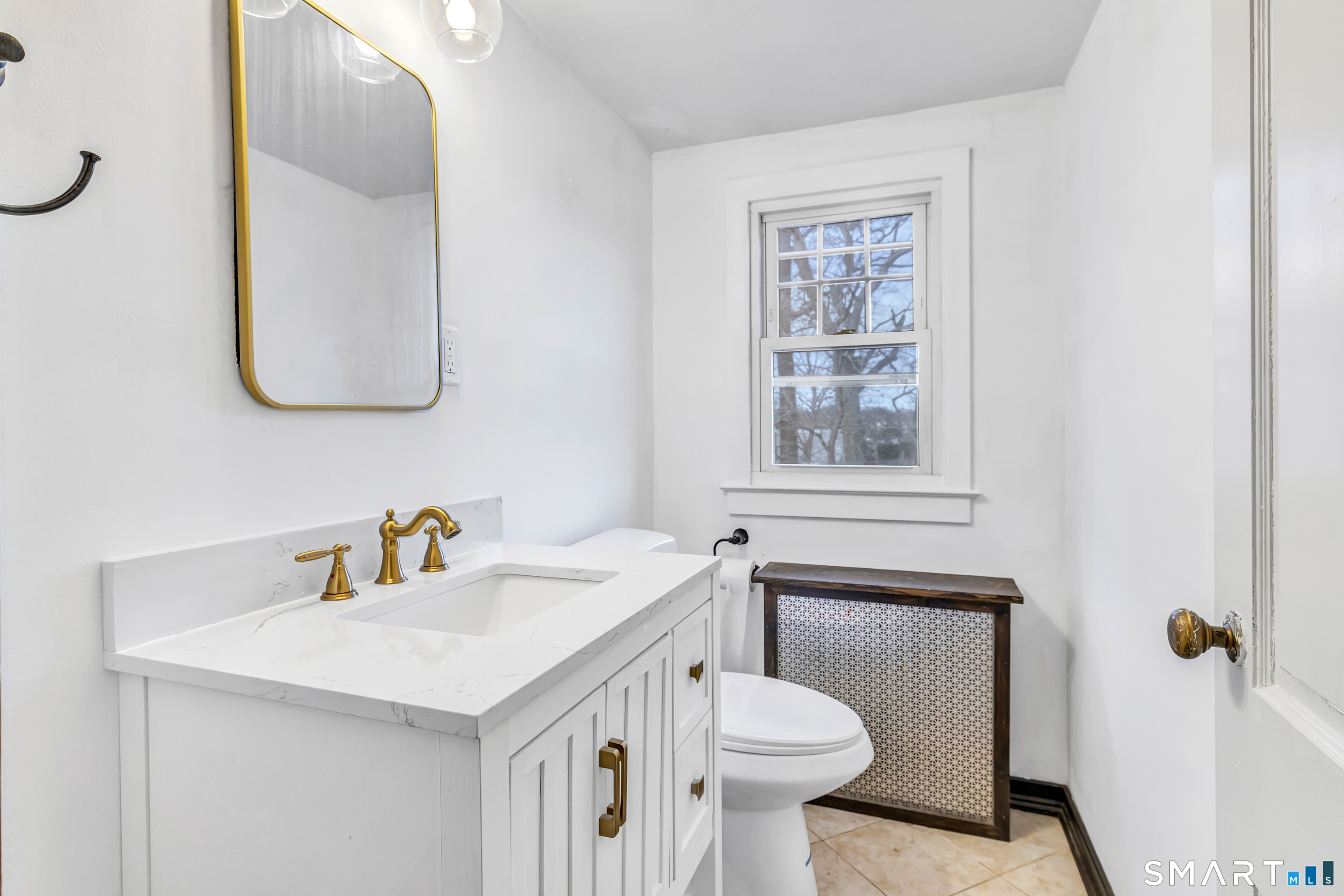 108 Ivy Street Branford CT 06405