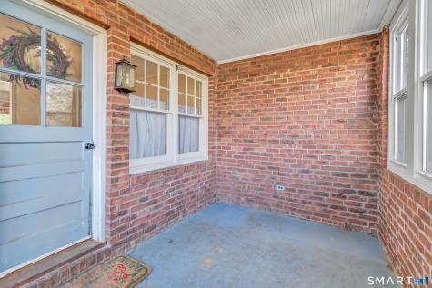 108 Ivy Street Branford CT 06405