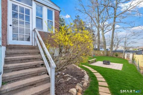 108 Ivy Street Branford CT 06405