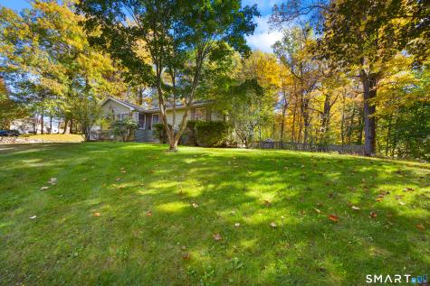 15 Ash Drive North Branford CT 06472