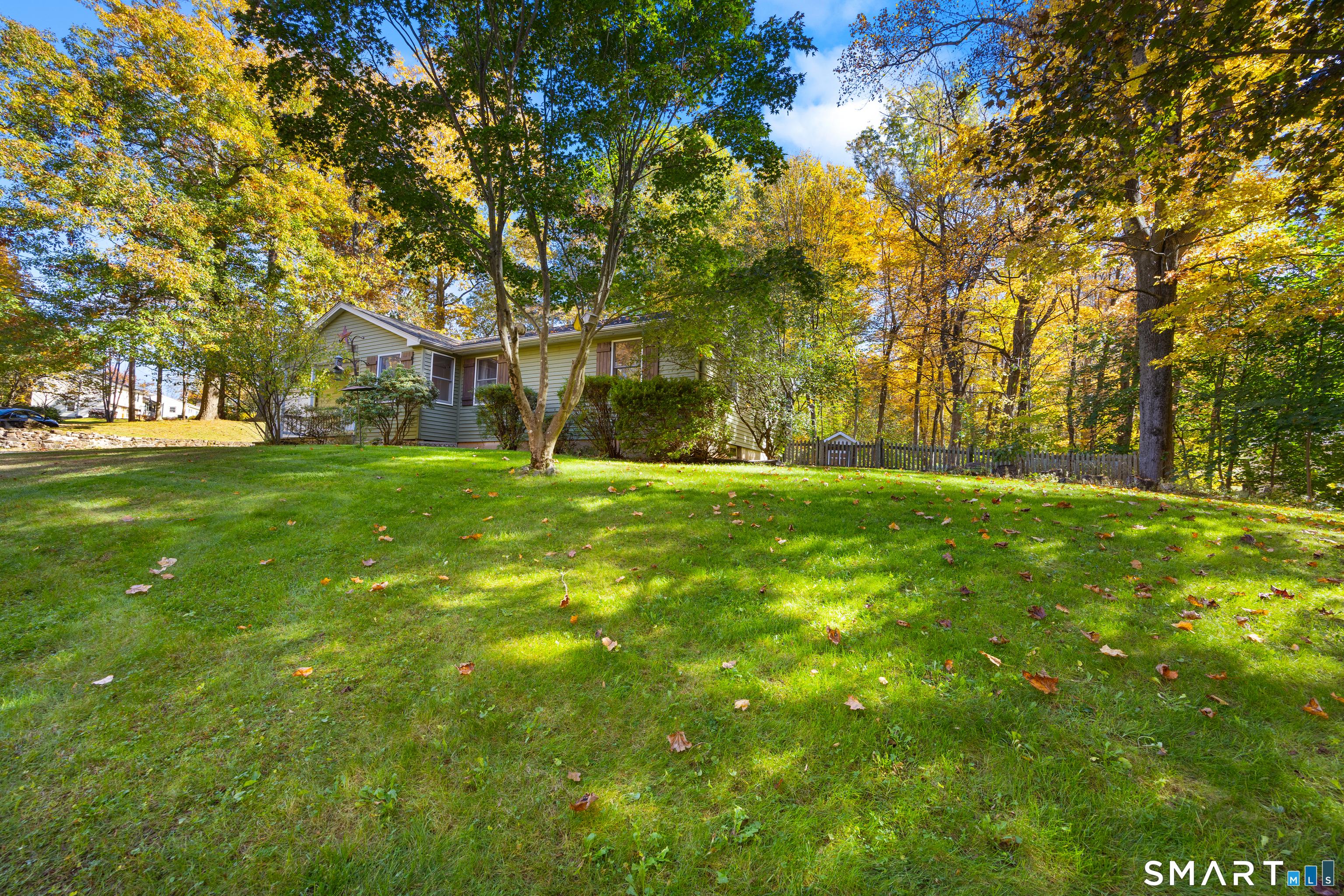 15 Ash Drive North Branford CT 06472