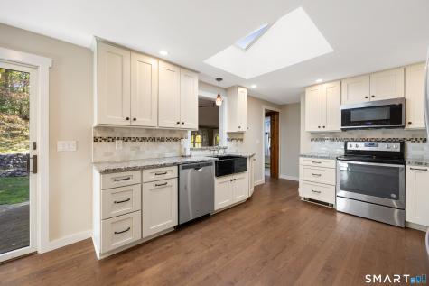 15 Ash Drive North Branford CT 06472