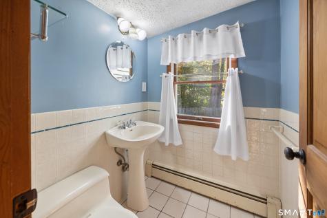 15 Ash Drive North Branford CT 06472