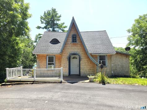 139 Lake Road Griswold CT 06351
