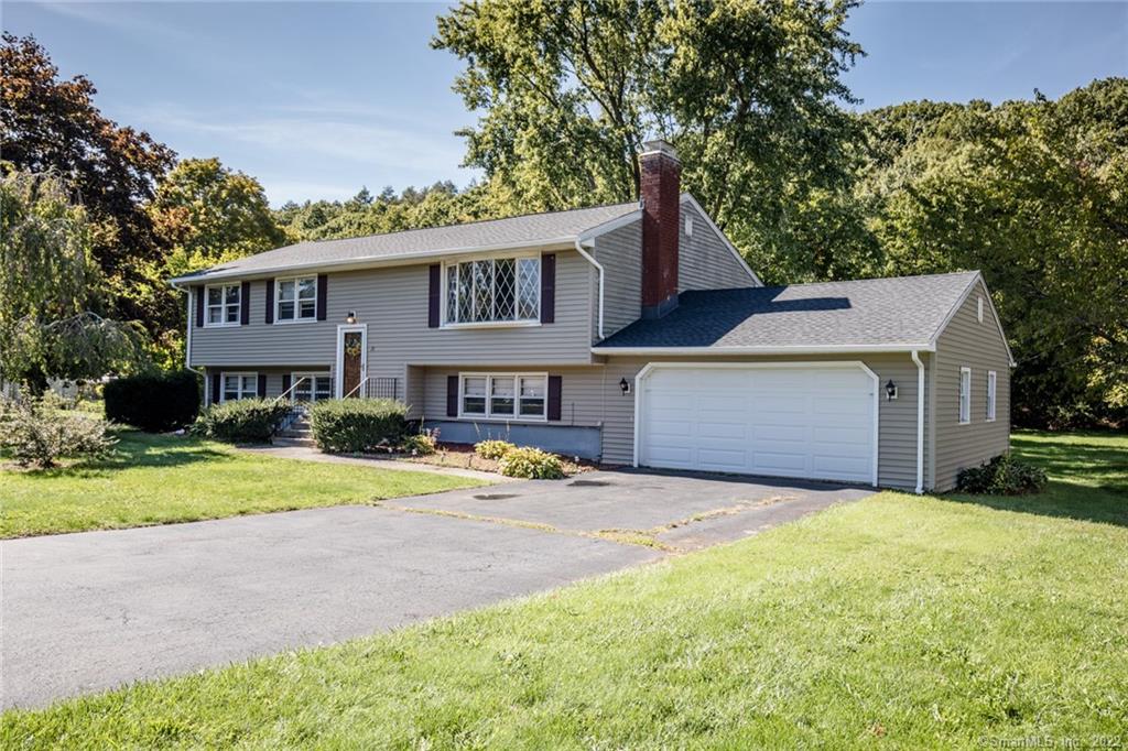 28 Sheffield Road North Haven CT 06473
