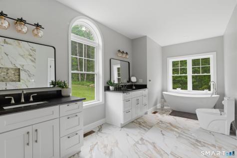 18 Bsullak Road Barkhamsted CT 06063