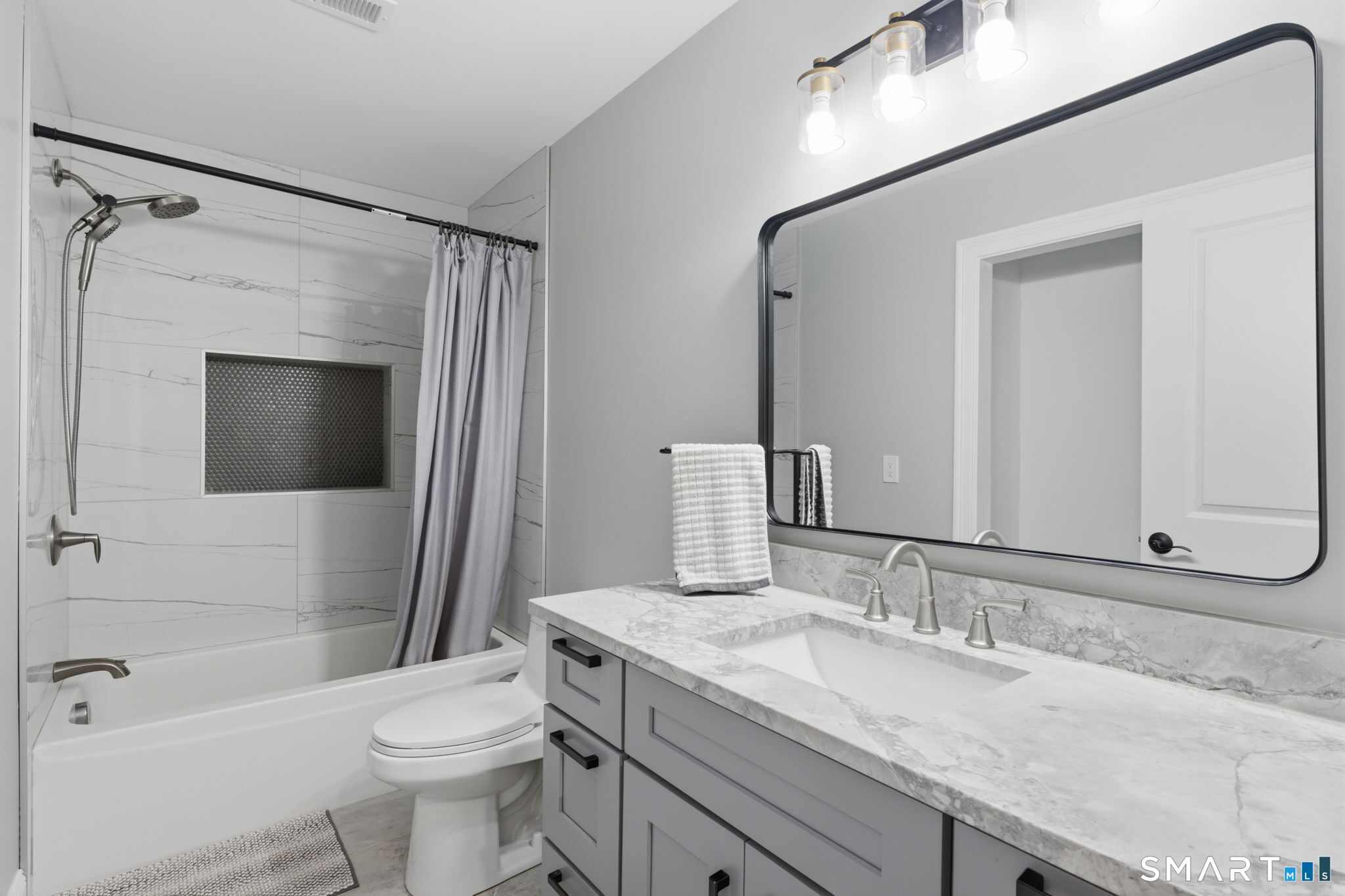 18 Bsullak Road Barkhamsted CT 06063