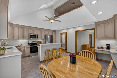 32 Deer Meadow Tolland CT 06084