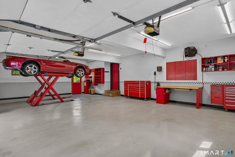 32 Deer Meadow Tolland CT 06084