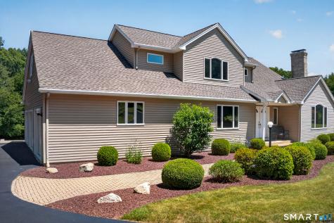 32 Deer Meadow Tolland CT 06084