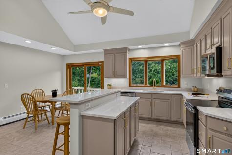 32 Deer Meadow Tolland CT 06084