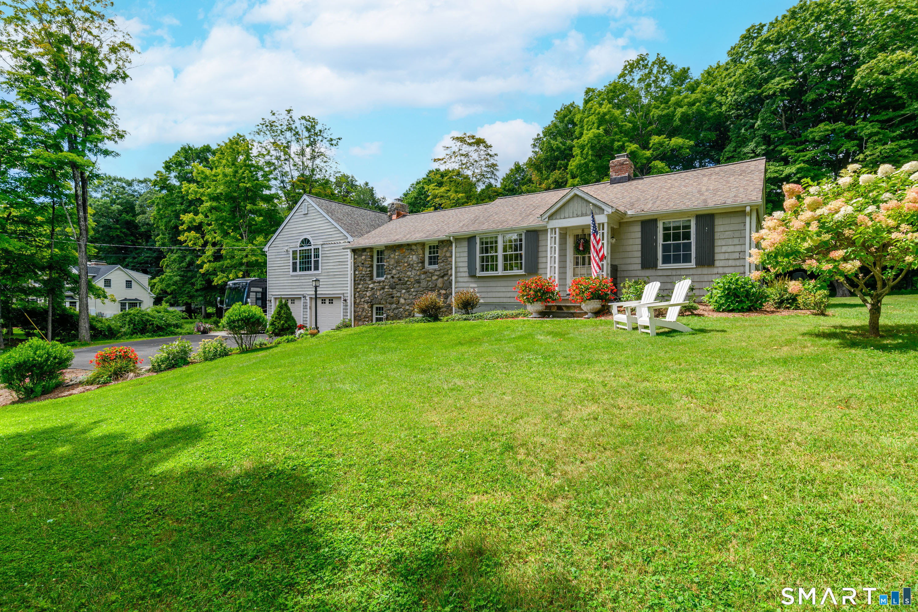 141 Head Of Meadow Road Newtown CT 06470