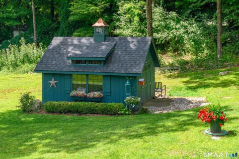 141 Head Of Meadow Road Newtown CT 06470