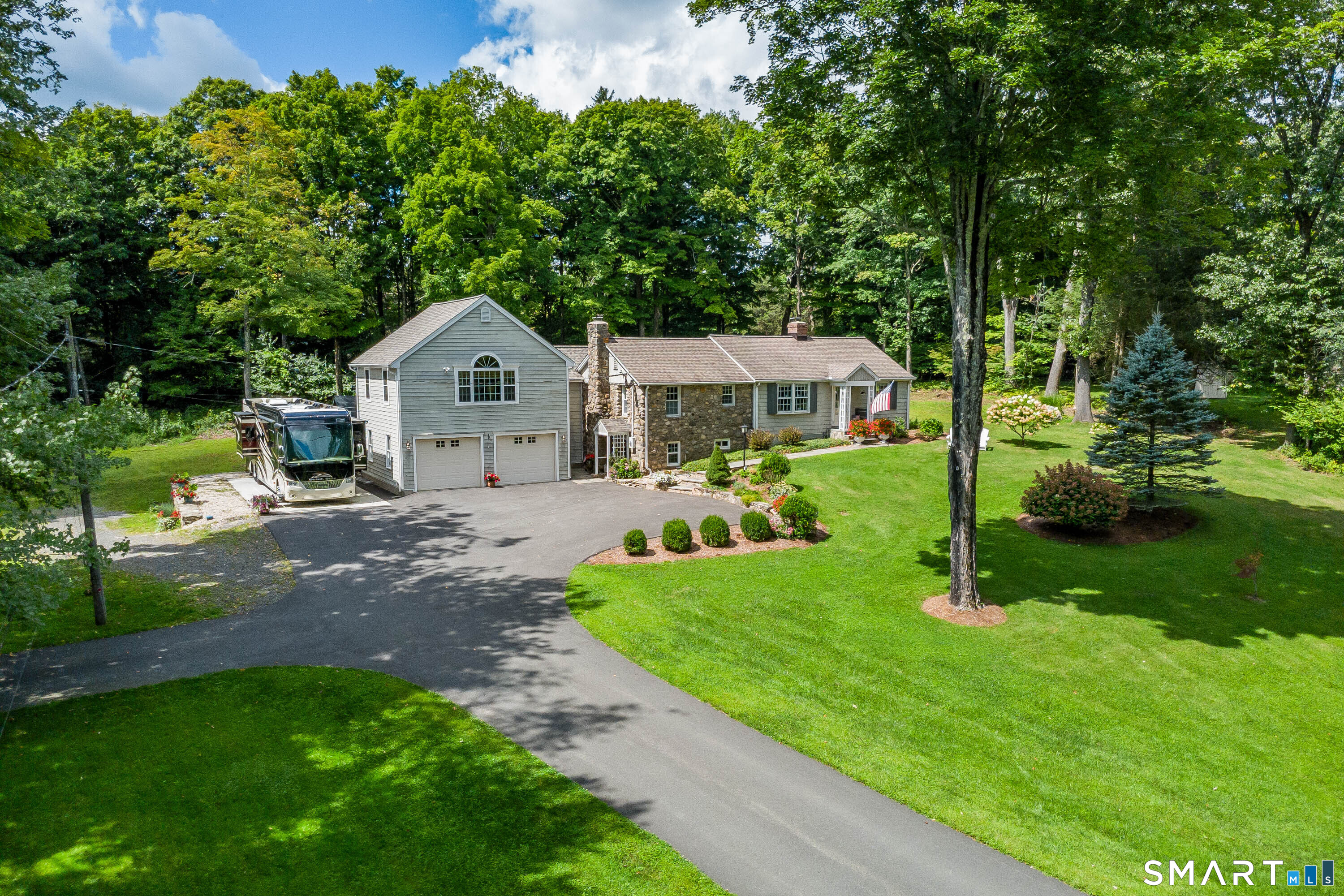 141 Head Of Meadow Road Newtown CT 06470