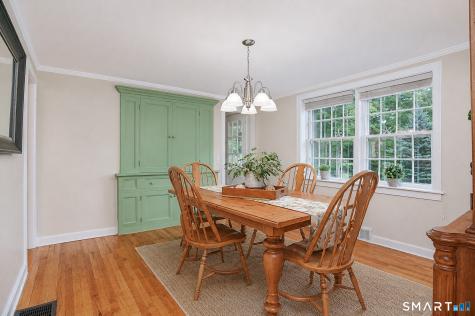 141 Head Of Meadow Road Newtown CT 06470