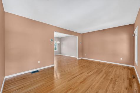 21 Lasalette Way North Branford CT 06471