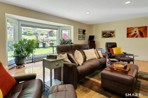 21 Dogwood Drive Danbury CT 06811
