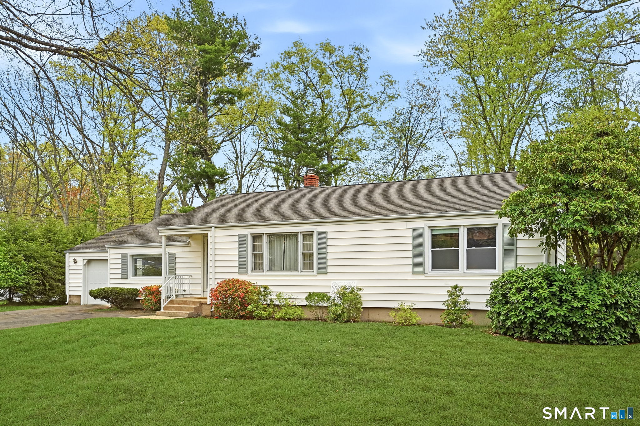 172 Pool Road North Haven CT 06473
