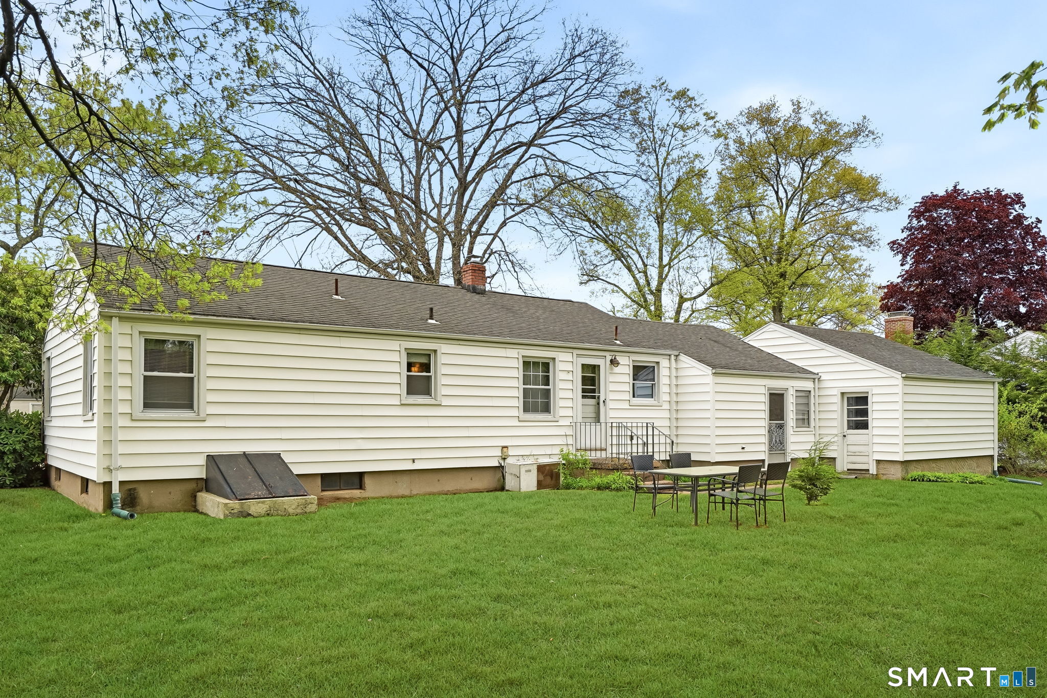 172 Pool Road North Haven CT 06473
