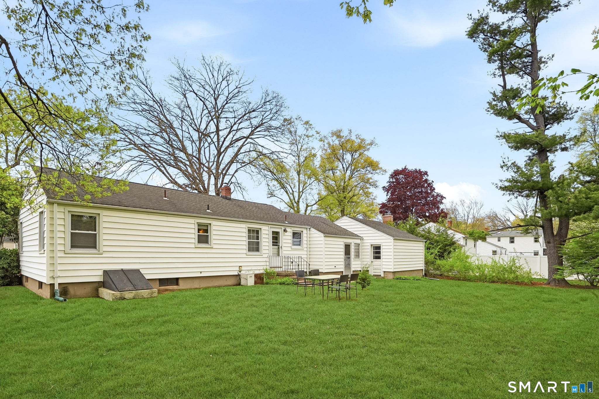 172 Pool Road North Haven CT 06473