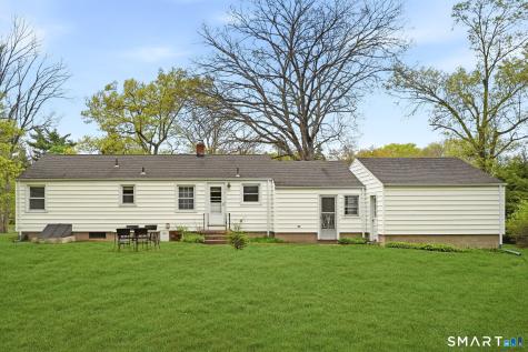 172 Pool Road North Haven CT 06473