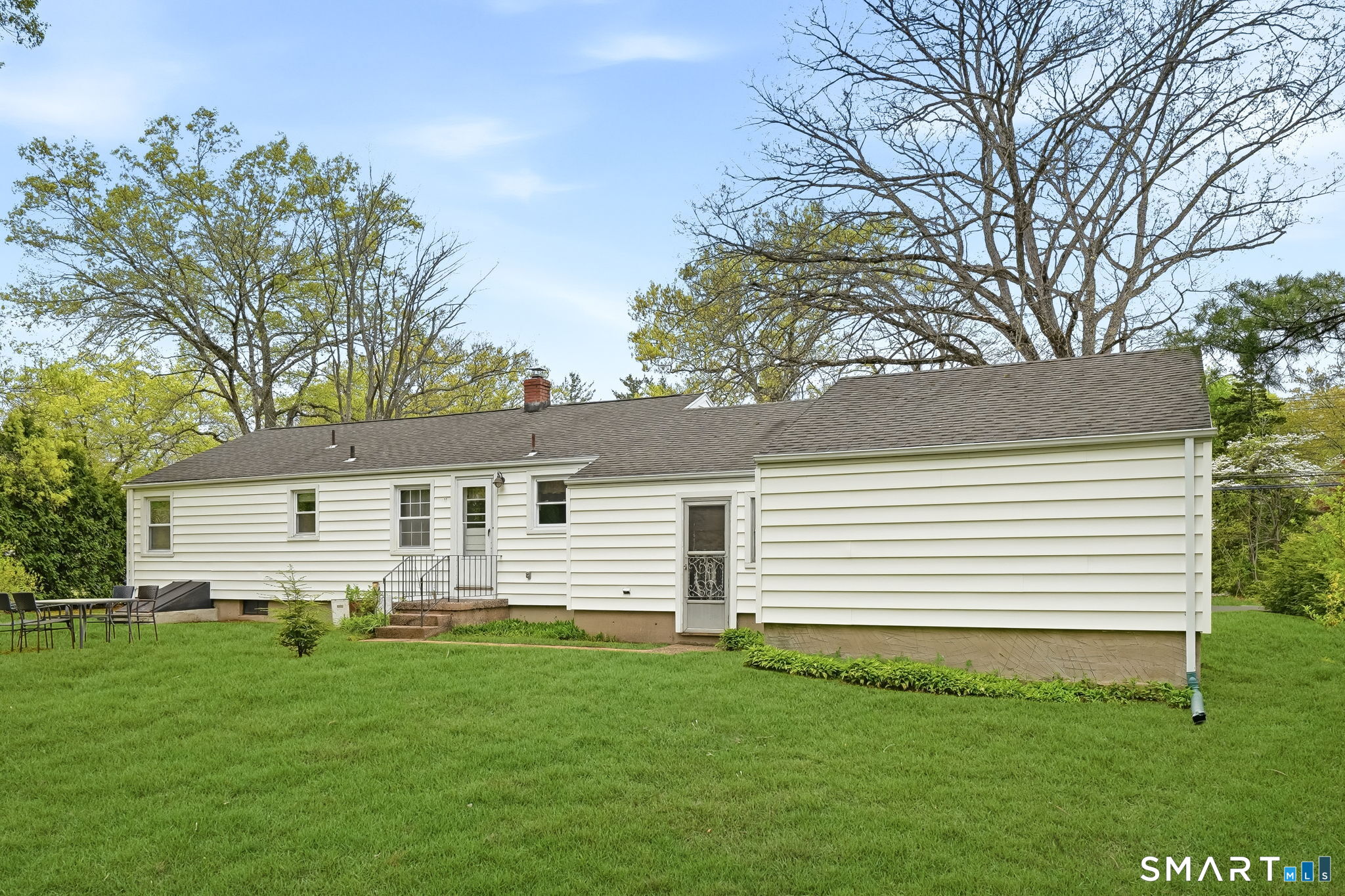 172 Pool Road North Haven CT 06473