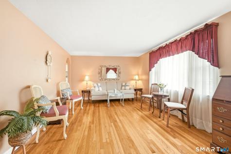 172 Pool Road North Haven CT 06473