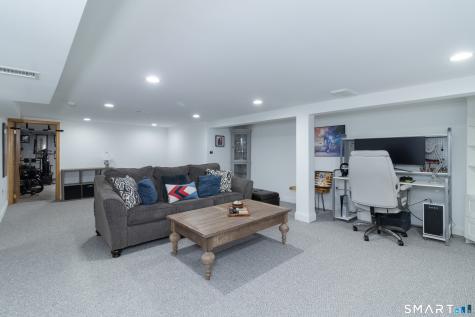 14 Shaw Drive North Haven CT 06473