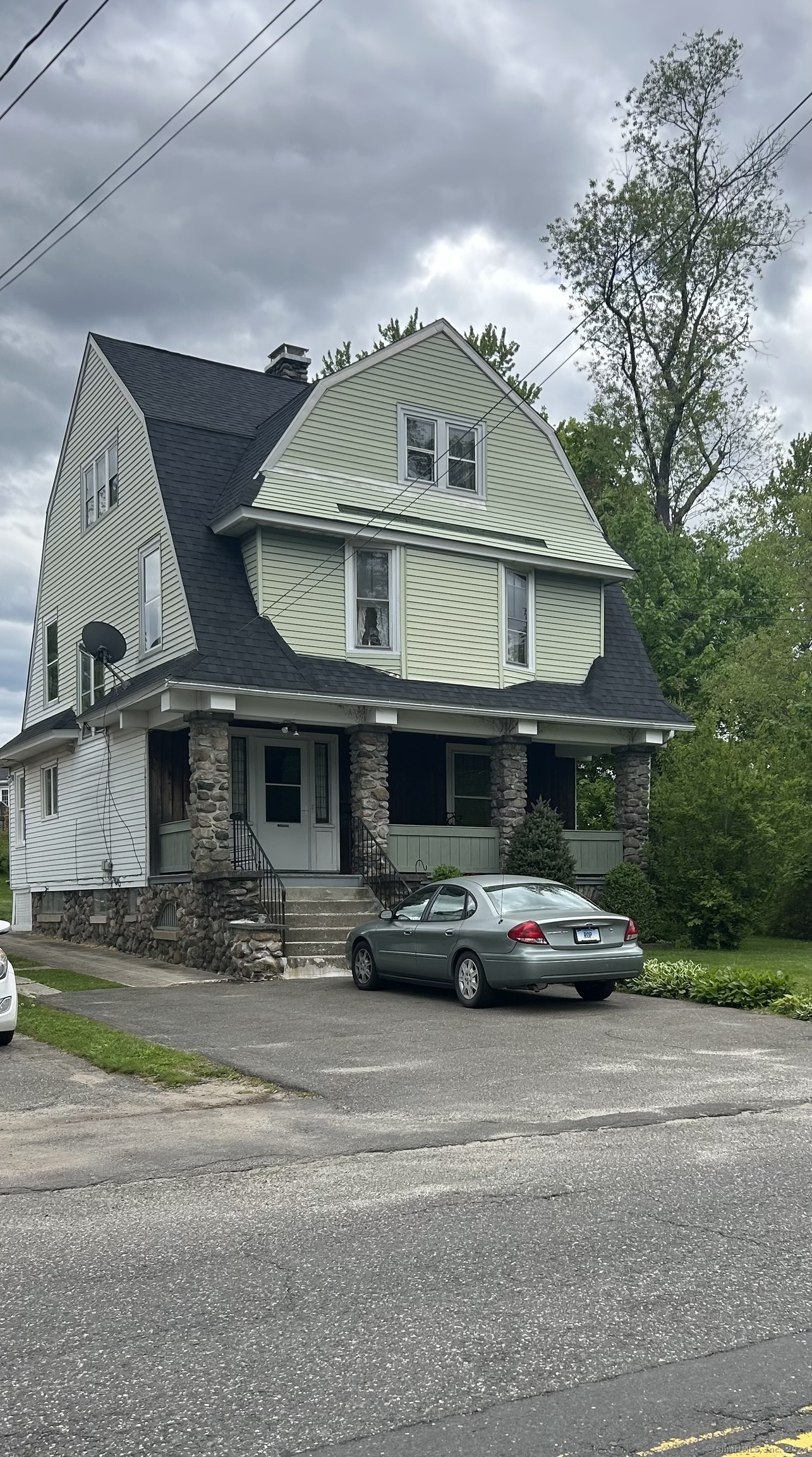 364 Piedmont Street Waterbury CT 06706