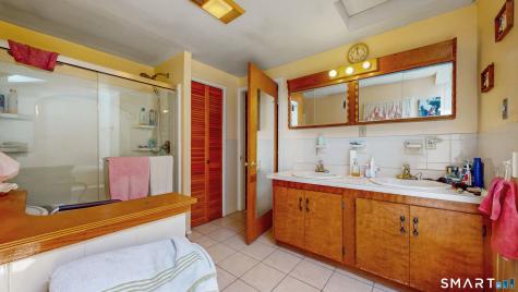 44 Midian Avenue Windsor CT 06095
