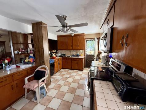44 Midian Avenue Windsor CT 06095