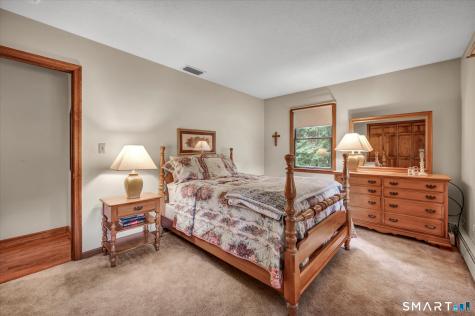 2 Sachem Drive Cromwell CT 06416