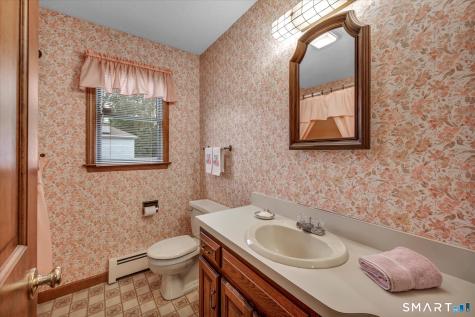 2 Sachem Drive Cromwell CT 06416
