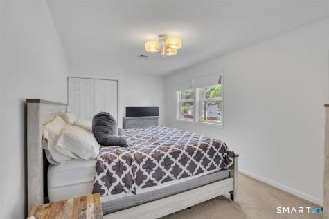 30 Quaker Lane Southington CT 06489
