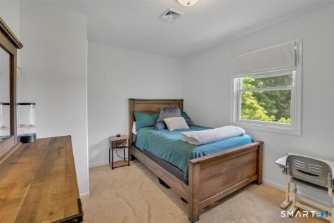 30 Quaker Lane Southington CT 06489