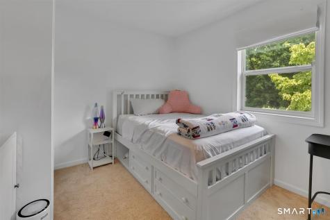 30 Quaker Lane Southington CT 06489