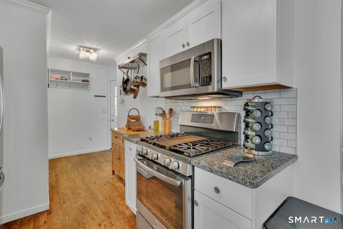 30 Quaker Lane Southington CT 06489