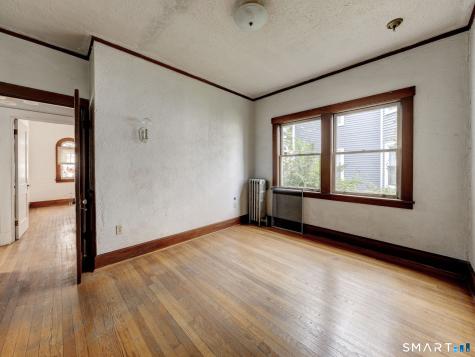 454 Montauk Avenue New London CT 06320