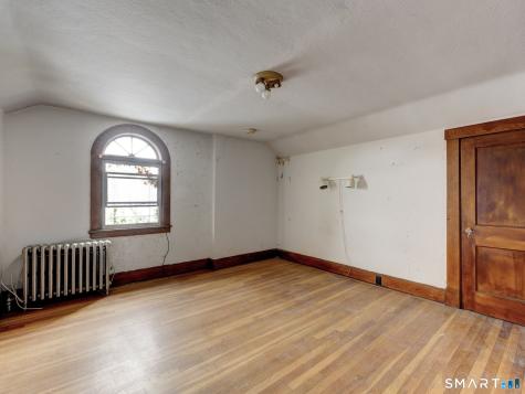 454 Montauk Avenue New London CT 06320