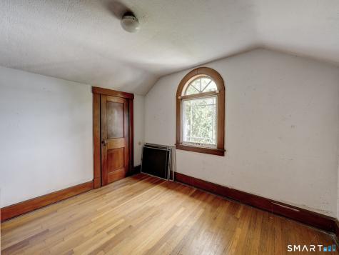 454 Montauk Avenue New London CT 06320