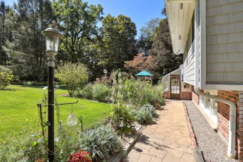 62 Walnut Hill Road Bethel CT 06801