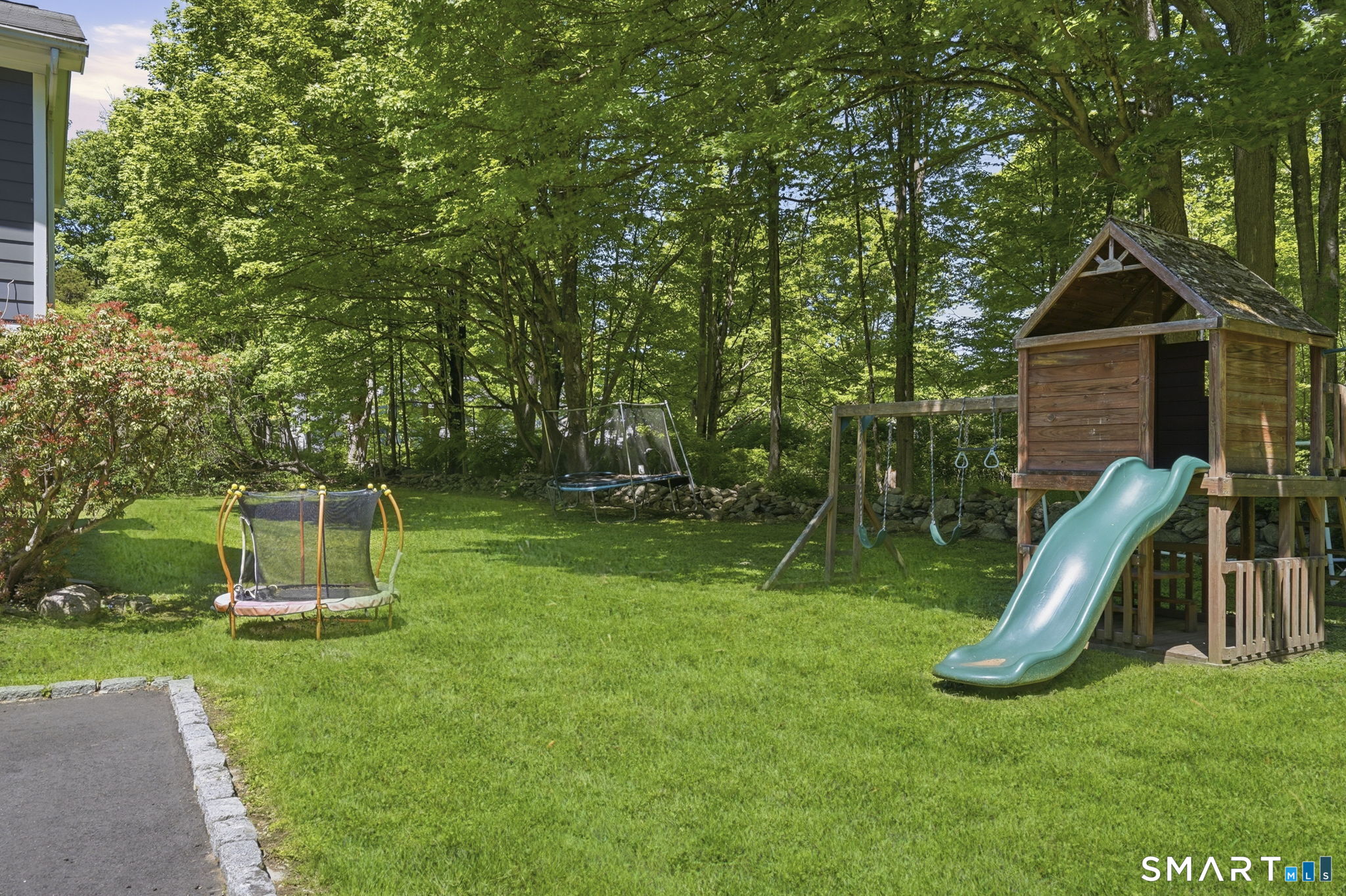 22 Cobblestone Place Wilton CT 06897
