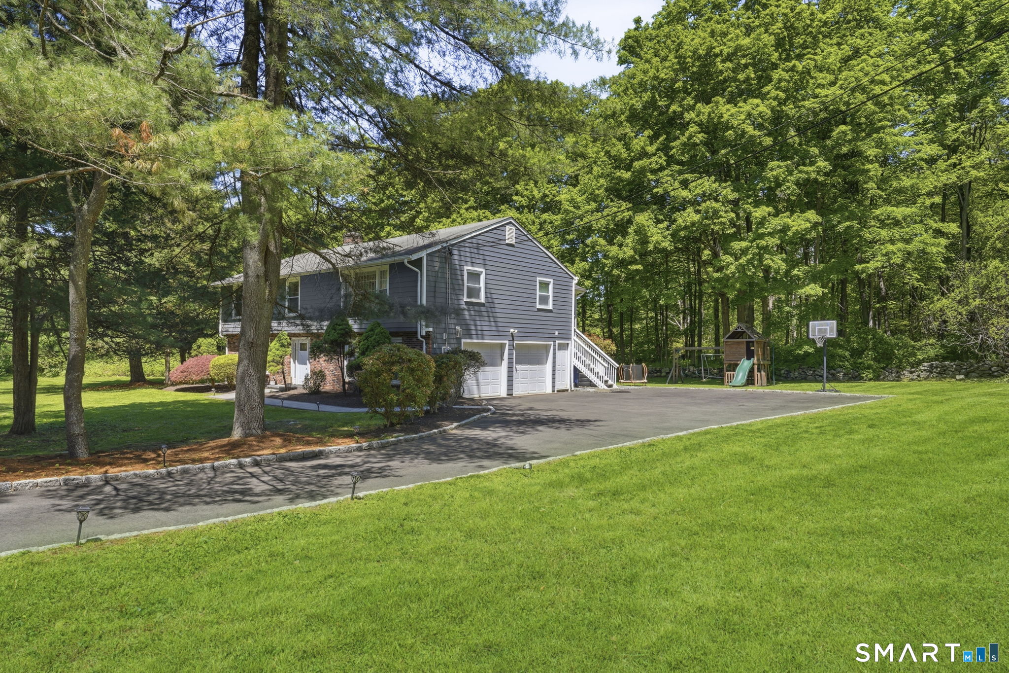22 Cobblestone Place Wilton CT 06897